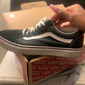 Classic Low Old Skool Vans HUNTER GREEN COLOR